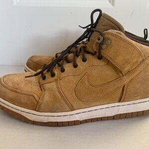 Nike Dunk Hi CMFT WB Wheat Yellow Brown Suede Upper Gum Size 12 Sneakers Shoes